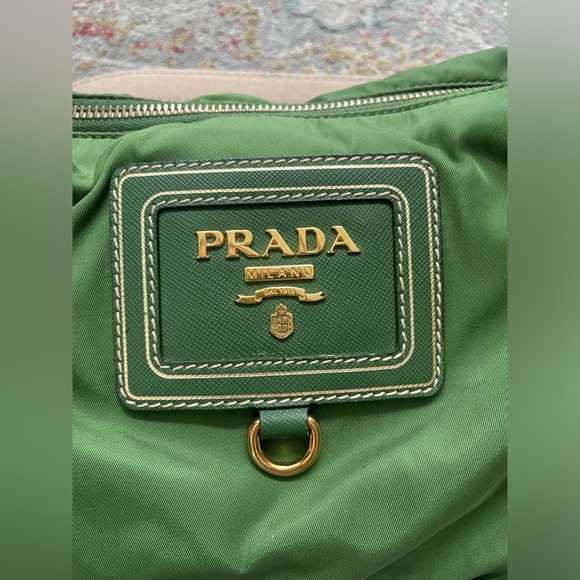 SOLD Prada re edition nylon hobo bag Green - Picture 2 of 11